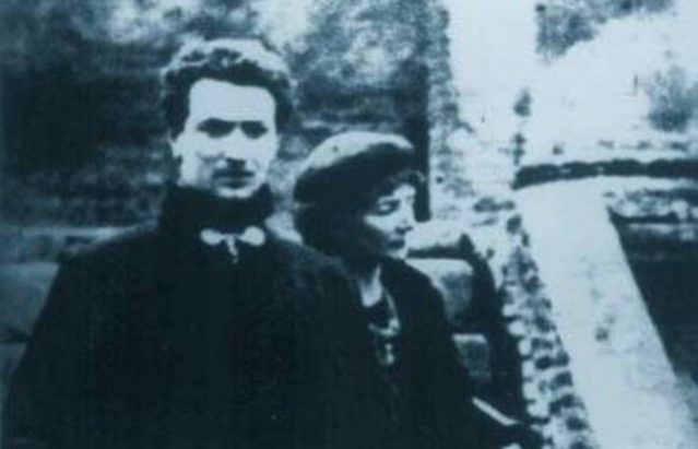 sikelianos2__article
