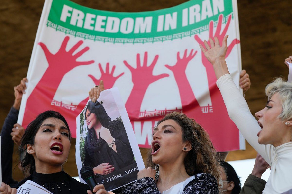 iran-mahsa-amini-diadiloseis-ginaikes