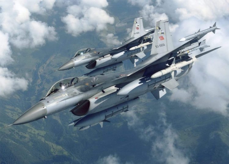 tourkika-f-16-