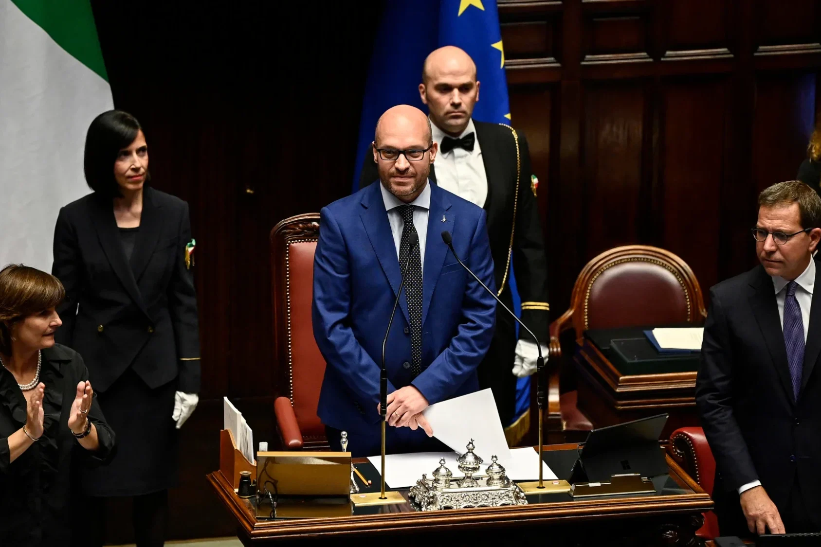 1665744321315_rainewsfffdefeddabfcf lorenzo fontana italian parlament