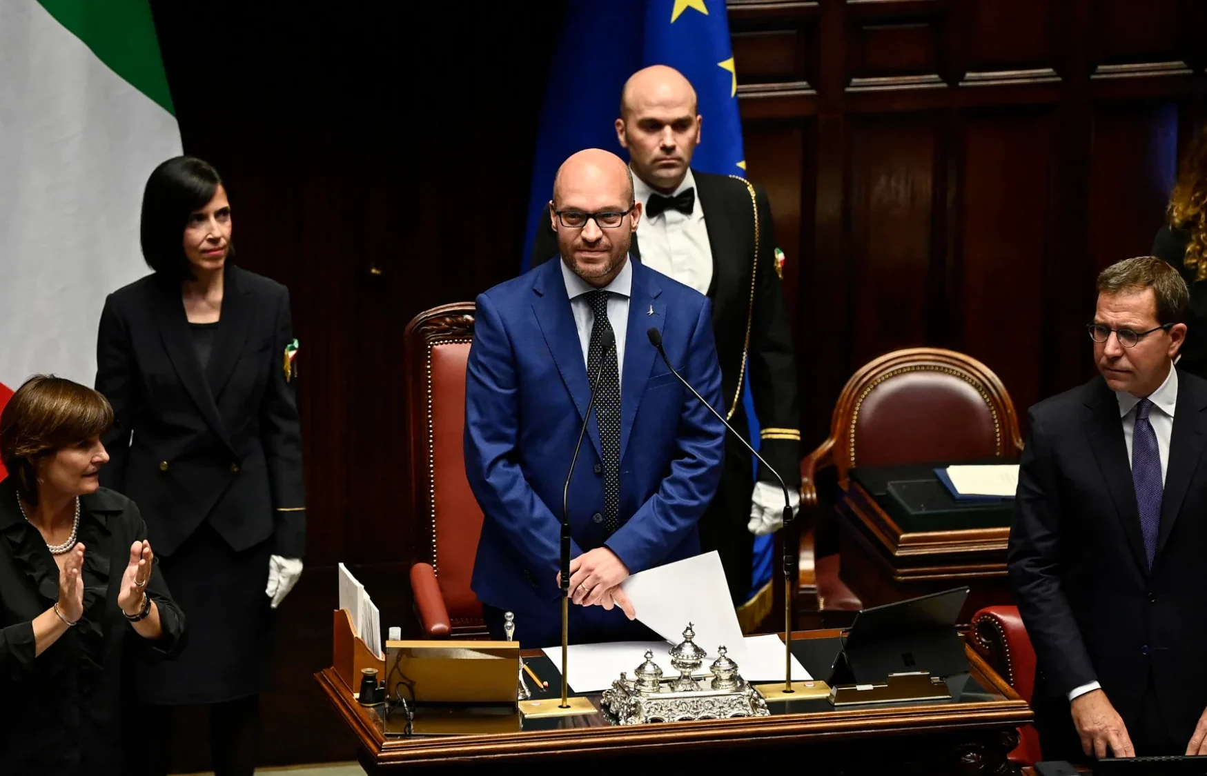 1665744321315_rainewsfffdefeddabfcf lorenzo fontana italian parlament