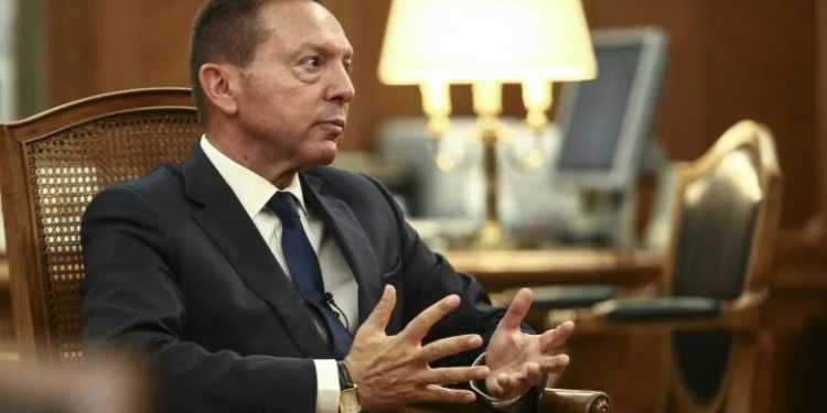 στουρναρασ