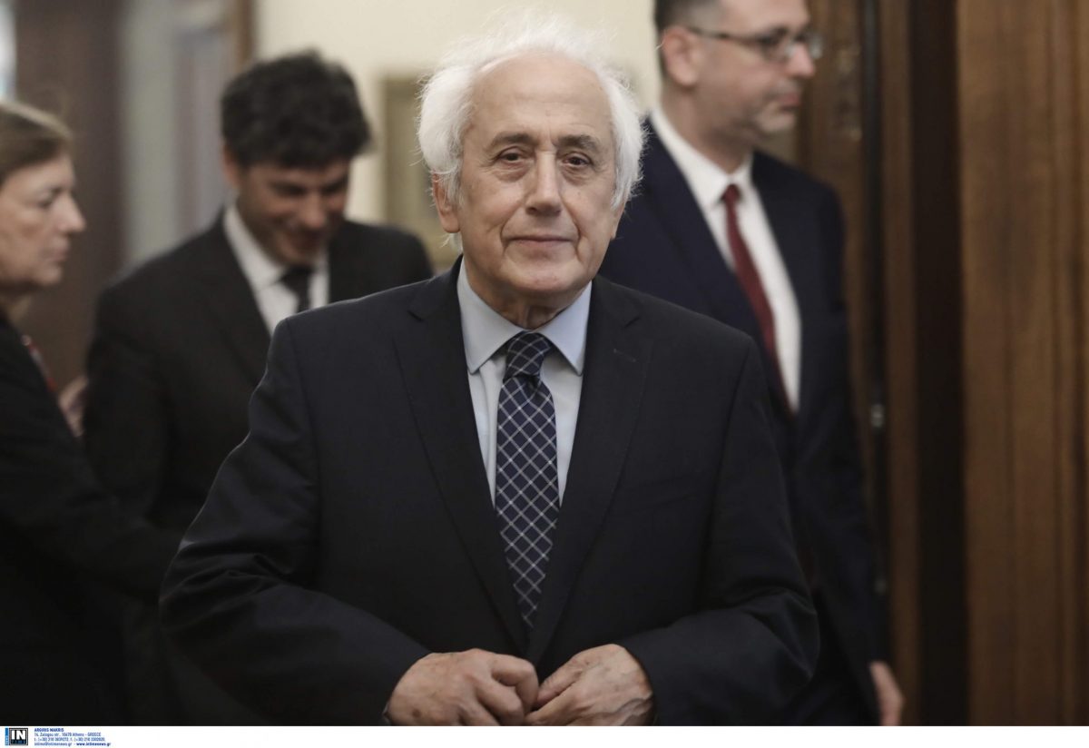 roupakiotis_proedriko