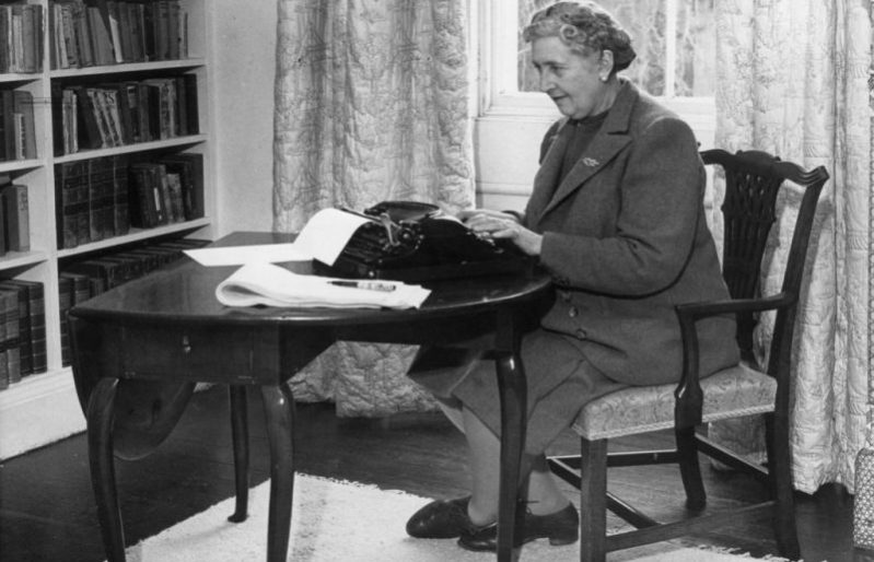 Agatha-Christie-1024×794