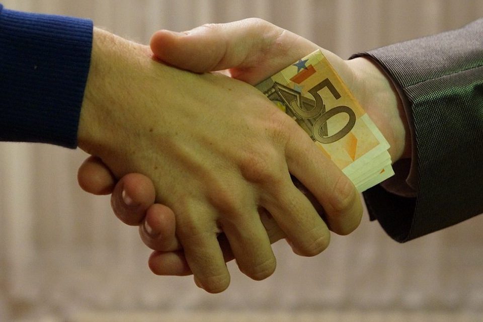 euro-1144835_1280-1081×640