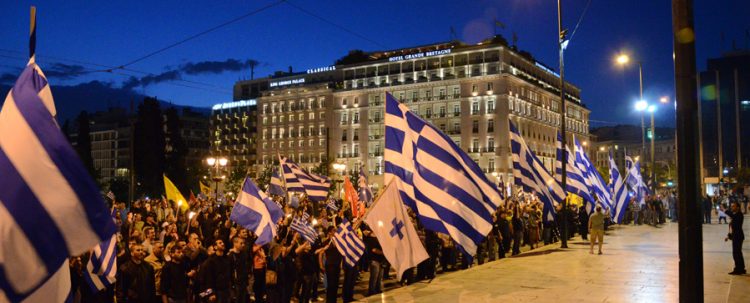 ΖΩΝΤΑΣ ΤΟΝ ΕΘΝΙΚΙΣΜΟ