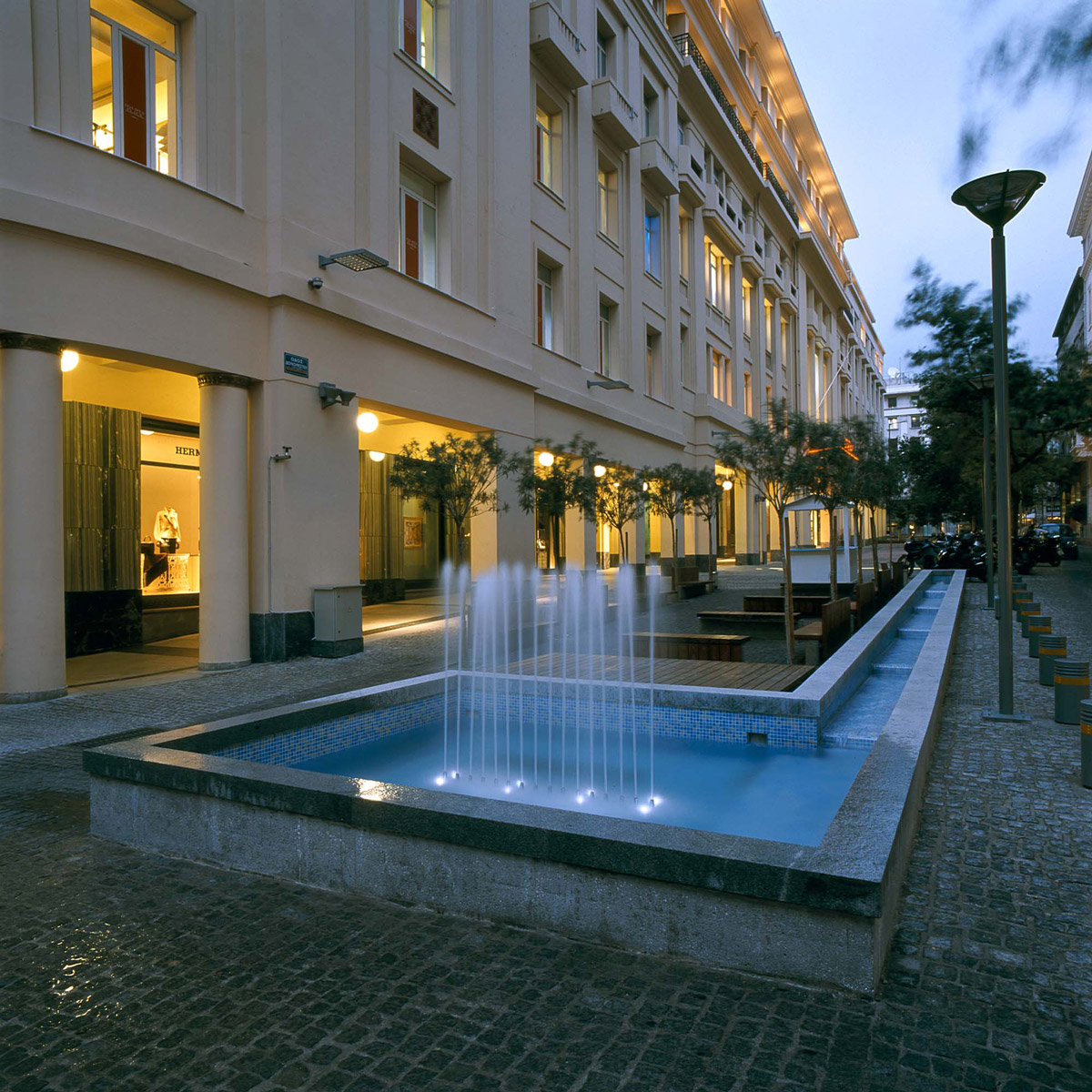 BOU_PIC_01_Fountain