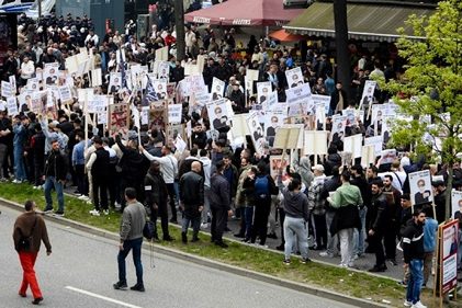 Islamistiki-epideixi-isxyos-sth-Germania-Plithos-islamistwn-zitoun-dimiourgia-Xalifatou-sth-xwra-se-sygkentrwsi-diamartirias-pou-pragmatopoihsan-sto-Amvourgo6