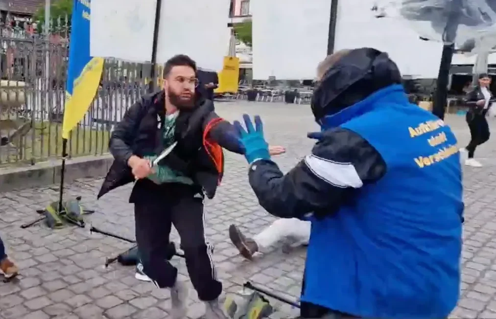 knife-attack-german